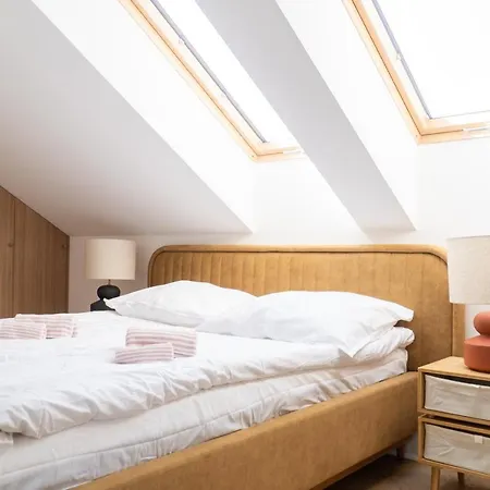 Apartamento Old Town Gem Designer - Centre Location - Families - Remote Work *