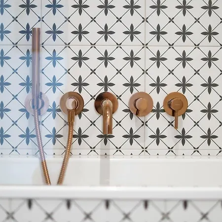 Old Town Gem Designer - Centre Location - Families - Remote Work Apartment Danzig